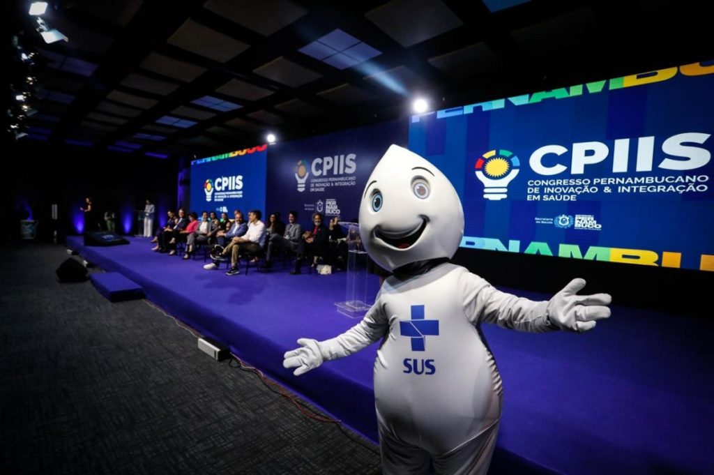 A imagem atual não possui texto alternativo. O nome do arquivo é: Hesiodo-Goes-Secom.jpg