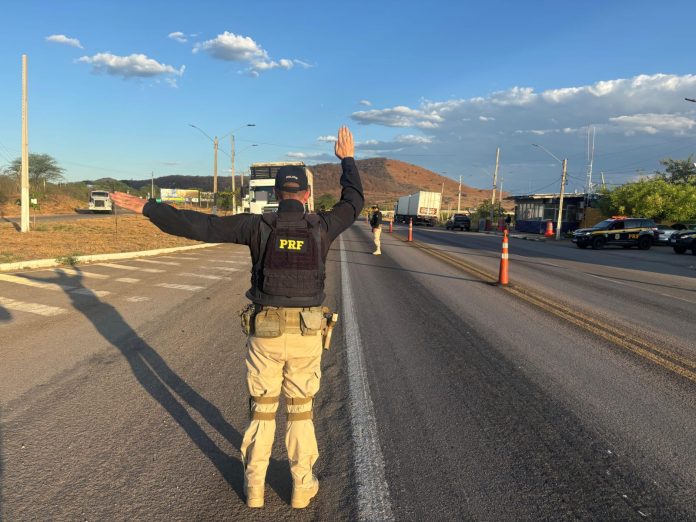 Fiscalização de alcoolemia resultou em 22 autuações e dois condutores detidos sob efeito de álcool