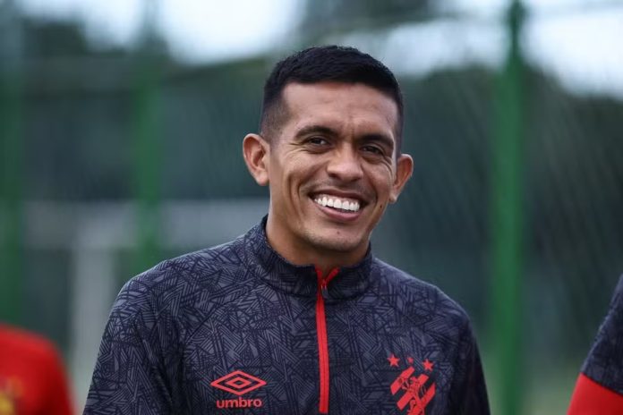 Lateral chegou ao time em 2023 e somou 102 jogos