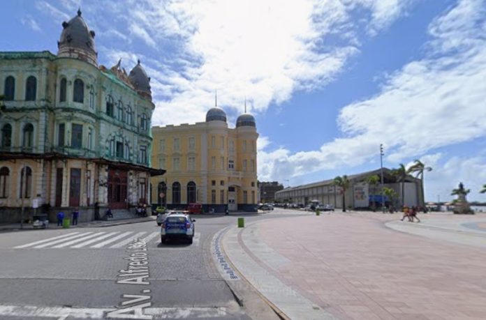 Marco Zero no Recife Antigo. Foto: Reprodução/Google Streets View